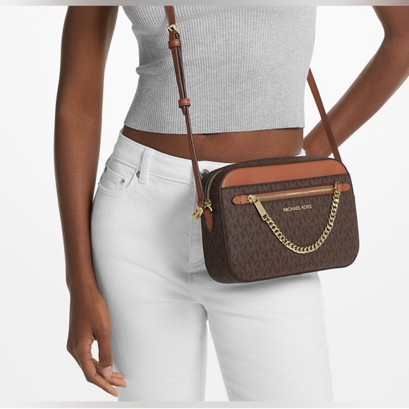 NWT✨ Michael Kors Signature Canvas Crossbody Bag - Picture 6 of 6